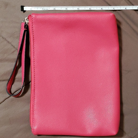 Pink Wristlet - Picture 2 of 4